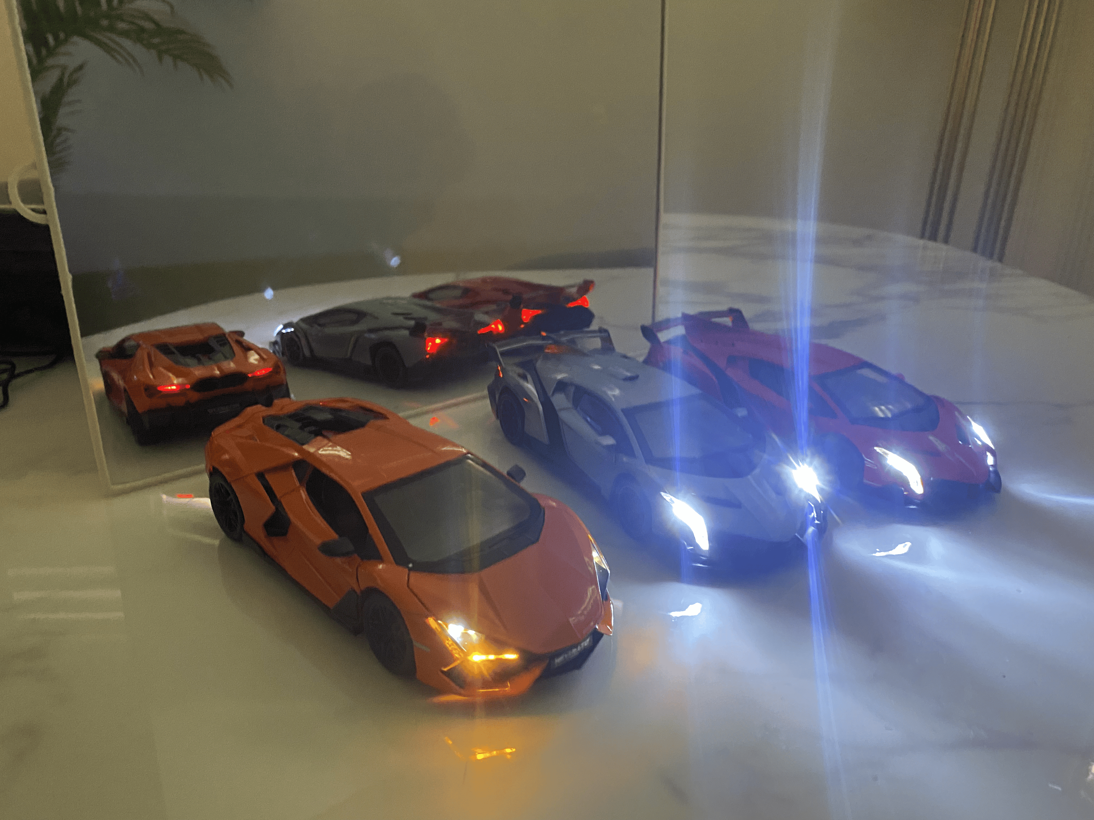 Lambo-Style Display Cars (Basic Case)