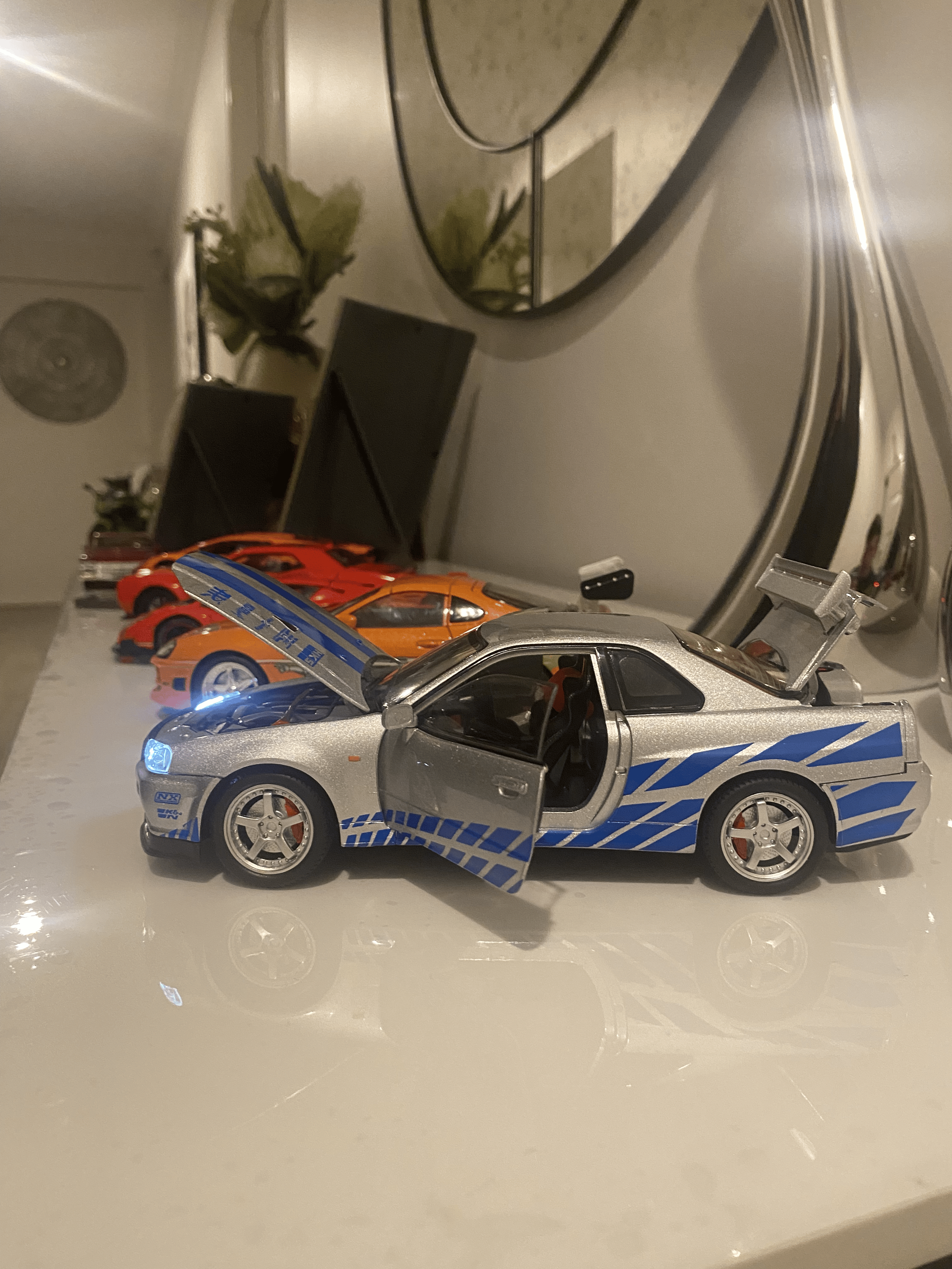 Fast and Furious R-34 Nissan Skyline GTR 1:24 Model Car
