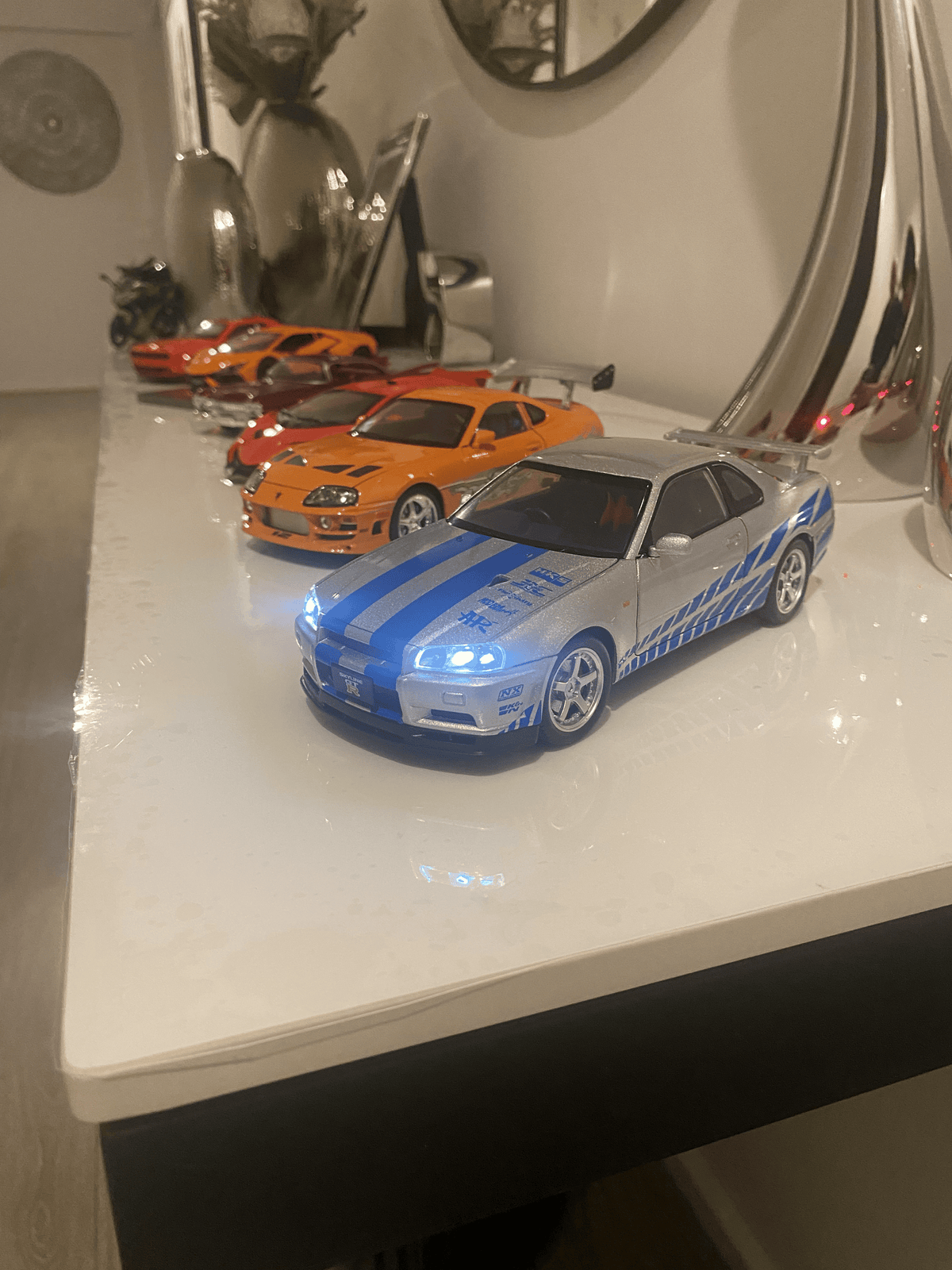 Fast and Furious R-34 Nissan Skyline GTR 1:24 Model Car
