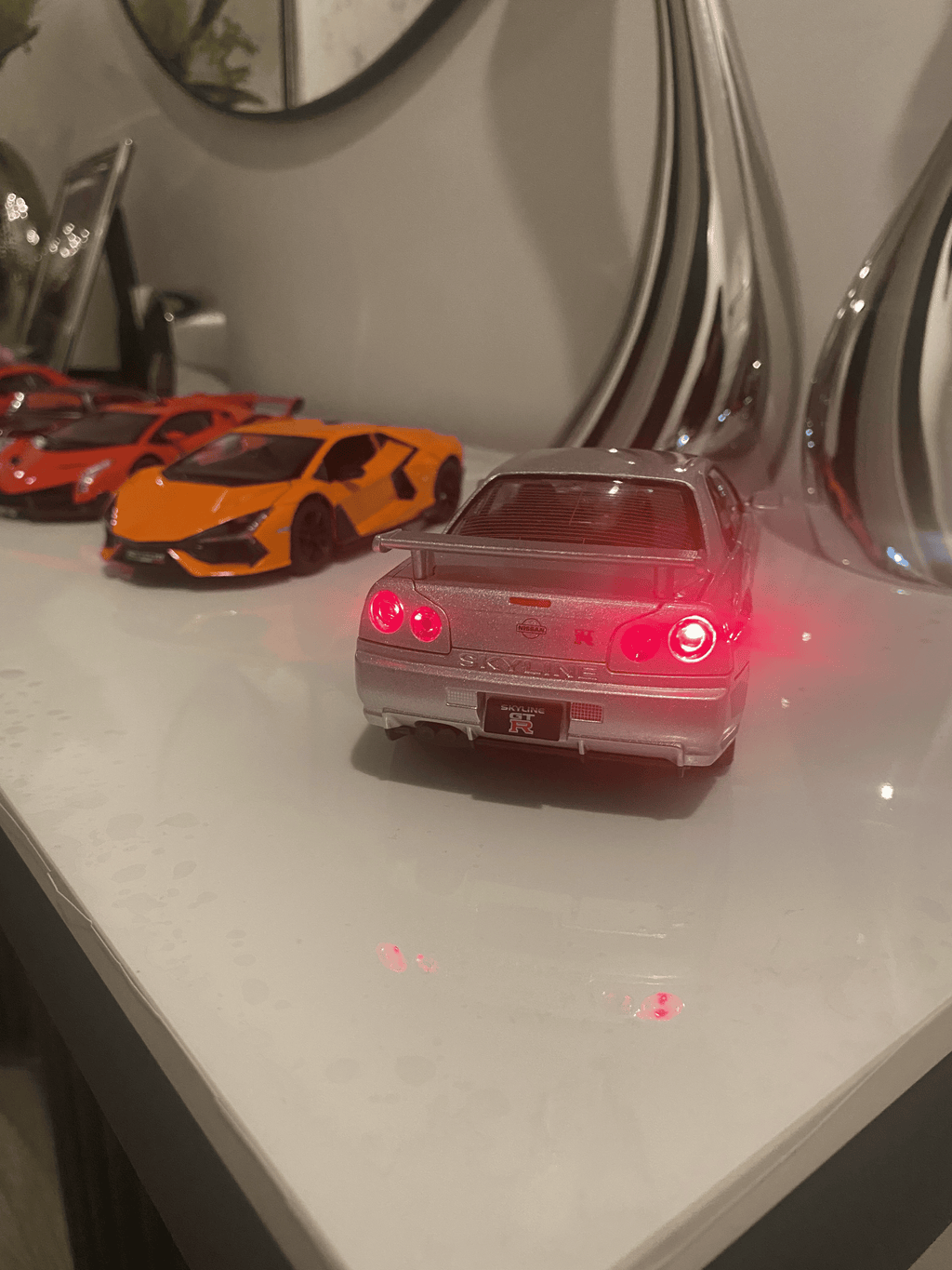 Fast and Furious R-34 Nissan Skyline GTR 1:24 Model Car